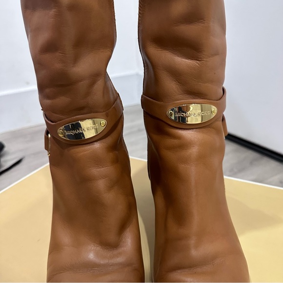 COPY - Michael Kors boots - Picture 4 of 16